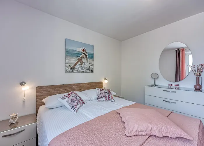 Apartment Mirjana